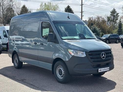 2025 Mercedes-Benz Sprinter 2500 Standard Roof