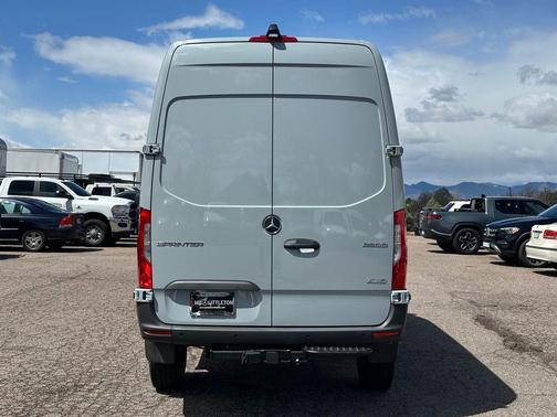 2025 Mercedes-Benz Sprinter 2500 Standard Roof