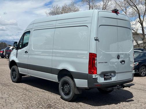 2025 Mercedes-Benz Sprinter 2500 Standard Roof