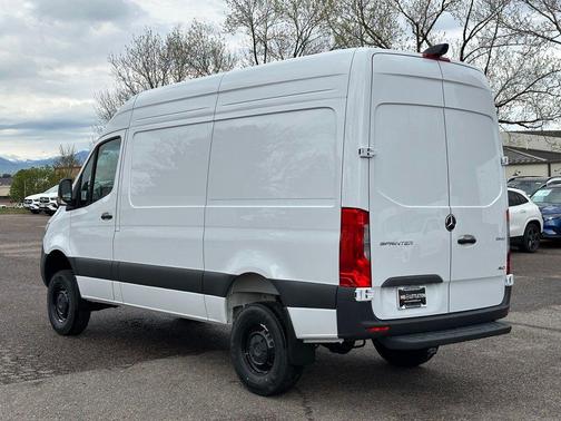2025 Mercedes-Benz Sprinter 2500 Standard Roof