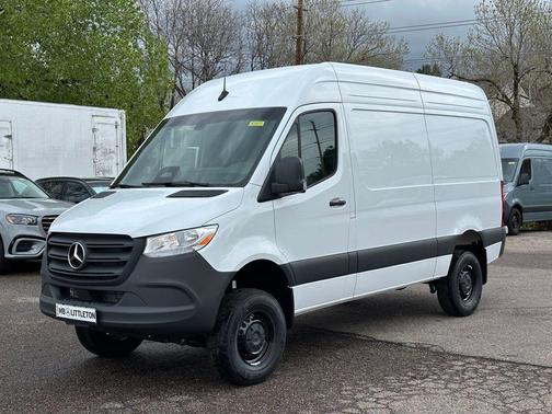 2025 Mercedes-Benz Sprinter 2500 Standard Roof
