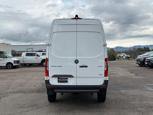2025 Mercedes-Benz Sprinter 2500 Standard Roof