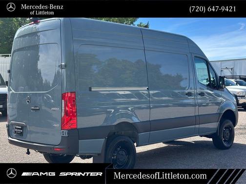 2025 Mercedes-Benz Sprinter 2500 Standard Roof