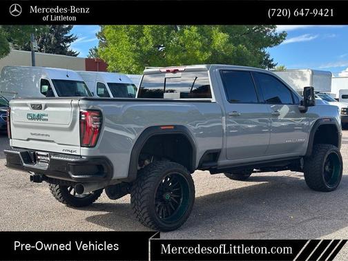2025 GMC Sierra 2500 AT4X