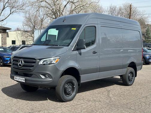 2025 Mercedes-Benz Sprinter 2500 Standard Roof