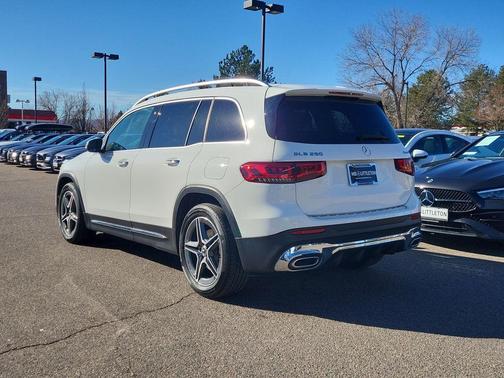2022 Mercedes-Benz GLB 250 Base 4MATIC
