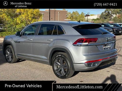 2022 Volkswagen Atlas Cross Sport 2.0T SEL R-Line