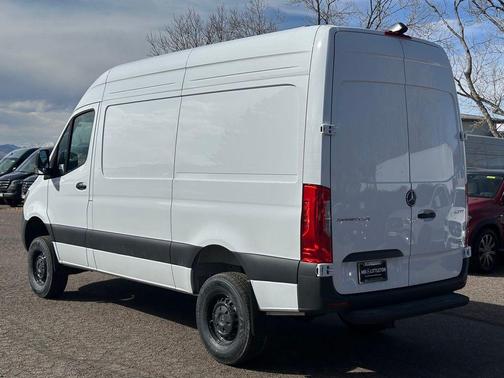 2025 Mercedes-Benz Sprinter 2500 Standard Roof