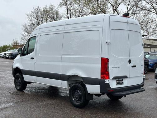 2025 Mercedes-Benz Sprinter 2500 Standard Roof
