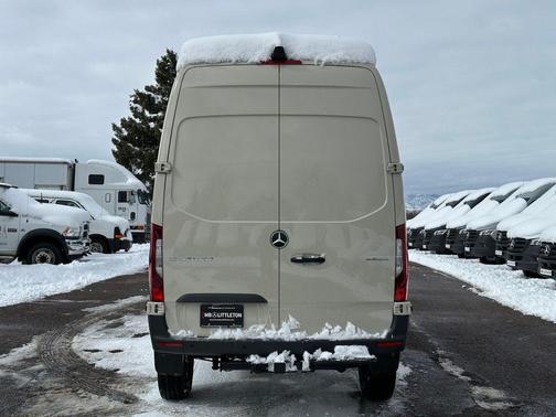 2025 Mercedes-Benz Sprinter 2500 Standard Roof
