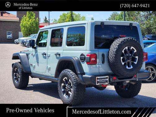 Earl Clearcoat 2024 Jeep Wrangler Rubicon