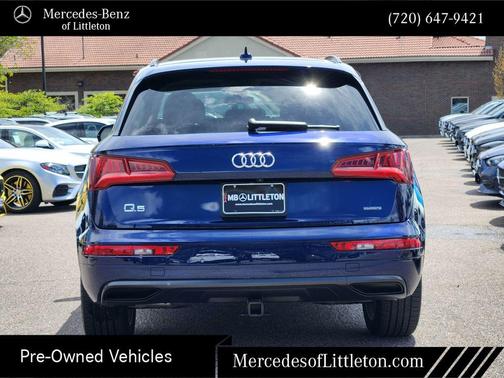 Navarra Blue Metallic 2019 Audi Q5 2.0T Prestige