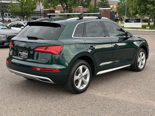 2020 Audi Q5 40 Premium Plus