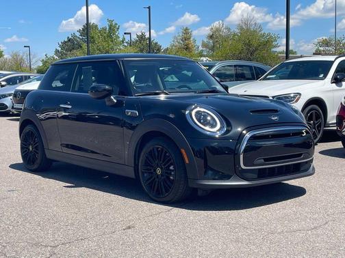 2024 MINI SE Hardtop Cooper