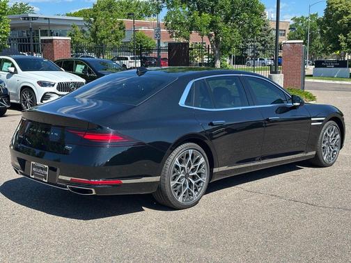 2023 Genesis G90 3.5T e-SC