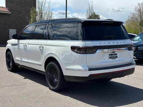 2024 Lincoln Navigator L Black Label