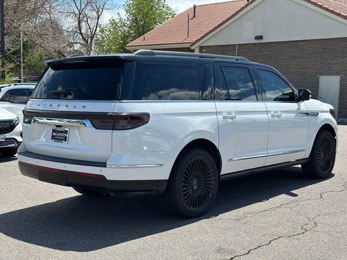 2024 Lincoln Navigator L Black Label