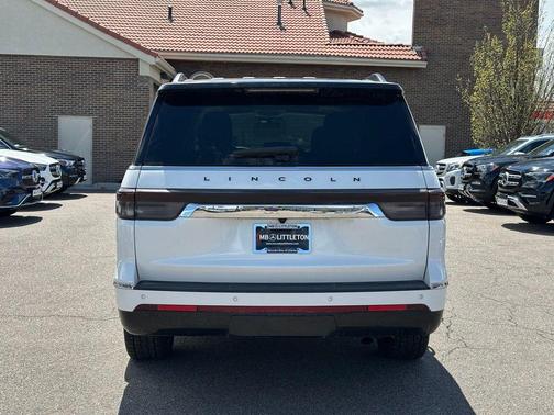 2024 Lincoln Navigator L Black Label