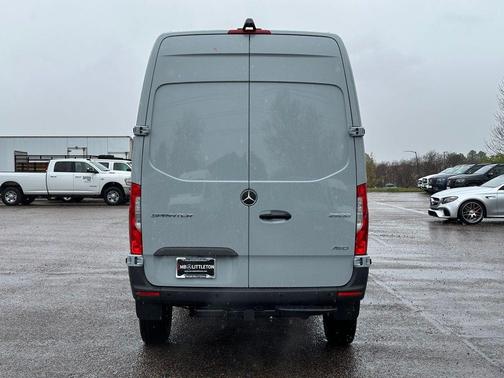 2025 Mercedes-Benz Sprinter 2500 Standard Roof