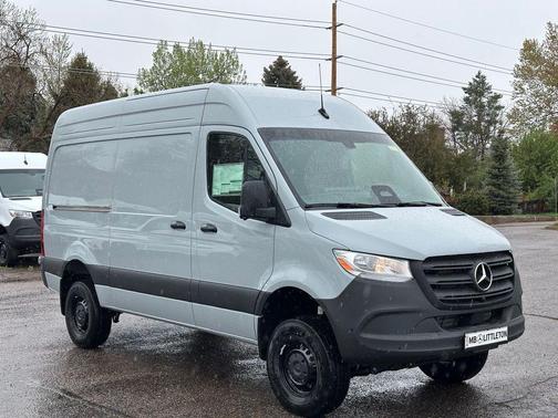 2025 Mercedes-Benz Sprinter 2500 Standard Roof