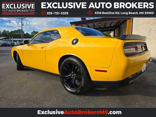2018 Dodge Challenger SXT