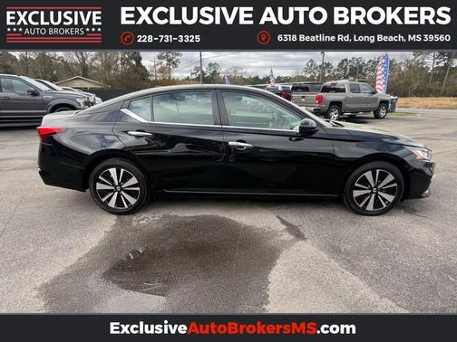 2022 Nissan Altima 2.5 SV