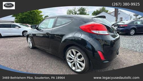Ultra Black 2012 Hyundai Veloster Base