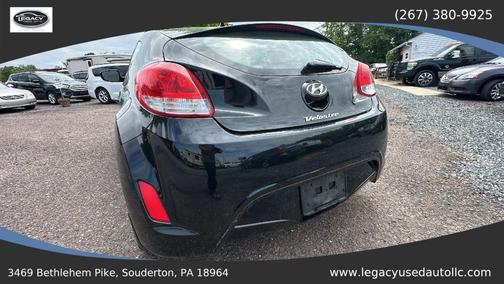 Ultra Black 2012 Hyundai Veloster Base