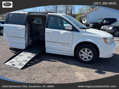 White 2010 Chrysler Town & Country Touring