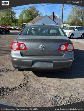 United Gray 2006 Volkswagen Passat 2.0T