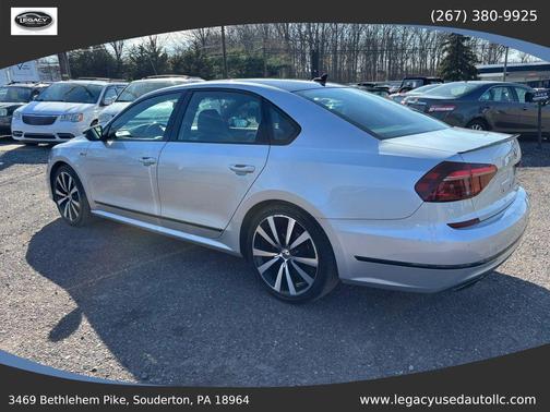 Reflex Silver Metallic w/Black Roof 2018 Volkswagen Passat 3.6L V6 GT