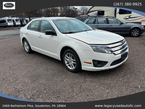 White Suede 2012 Ford Fusion SE