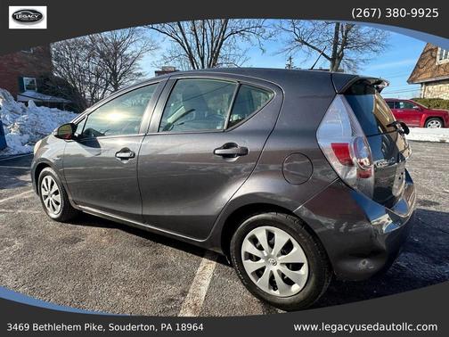 Black 2014 Toyota Prius c One