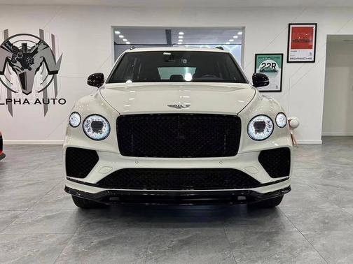 2022 Bentley Bentayga V8