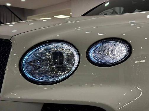 2022 Bentley Bentayga V8