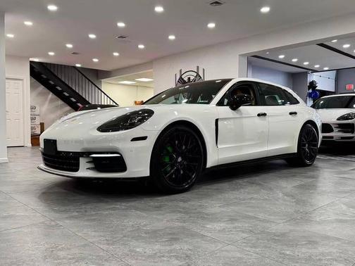 2018 Porsche Panamera 4S Sport Turismo