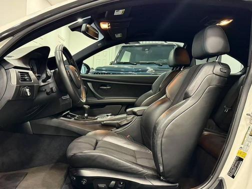 2011 BMW M3 Base