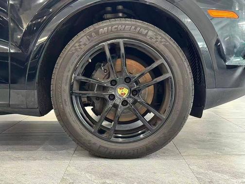 2019 Porsche Cayenne S