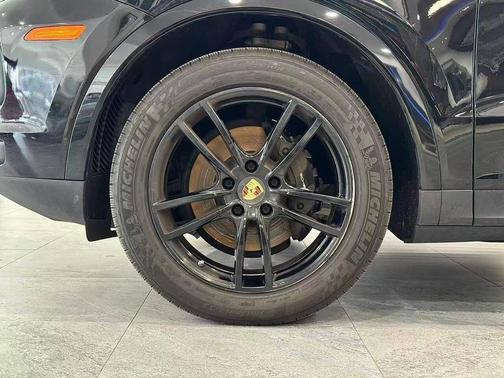 2019 Porsche Cayenne S
