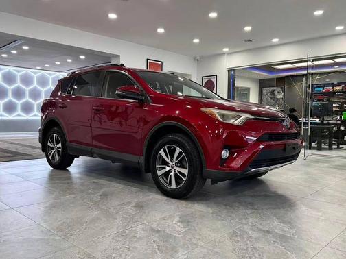 Ruby Flare Pearl 2018 Toyota RAV4 XLE