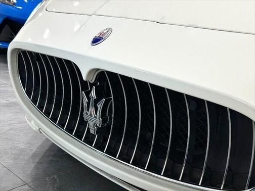 2012 Maserati GranTurismo S Auto
