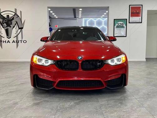 Sakhir Orange Metallic 2016 BMW M4 Base