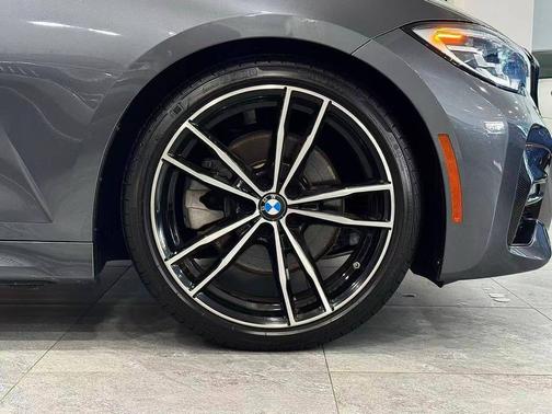 2020 BMW 330 i xDrive