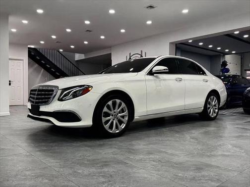 2017 Mercedes-Benz E-Class E 300 4MATIC