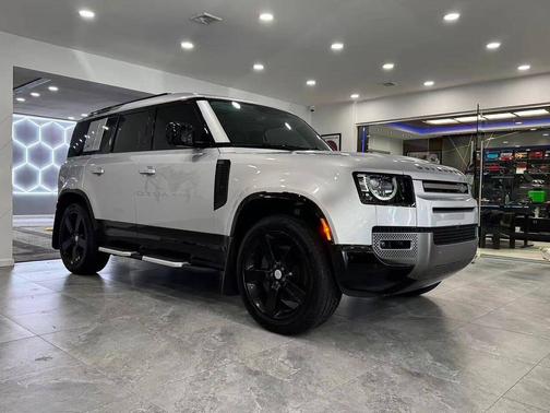 2023 Land Rover Defender 110 X-Dynamic SE