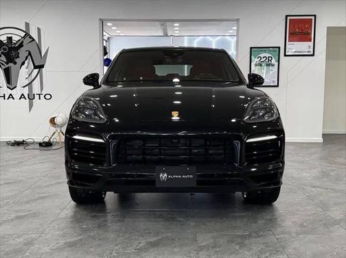 2022 Porsche Cayenne S
