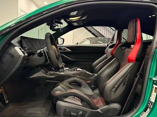BMW Individual Frozen Isle of Green Metallic 2025 BMW M4 Base