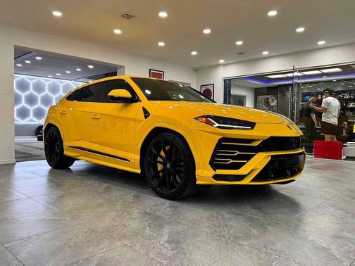 Gialllo Auge 2020 Lamborghini Urus Base AWD 4dr SUV