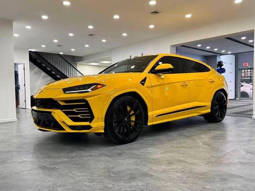 Gialllo Auge 2020 Lamborghini Urus Base AWD 4dr SUV