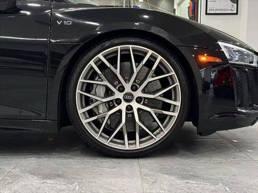 2017 Audi R8 5.2 V10 plus